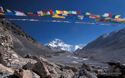 Tibet, where the earth lives with the sky